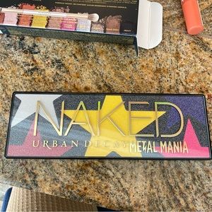 Urban decay metal mania palette brand new